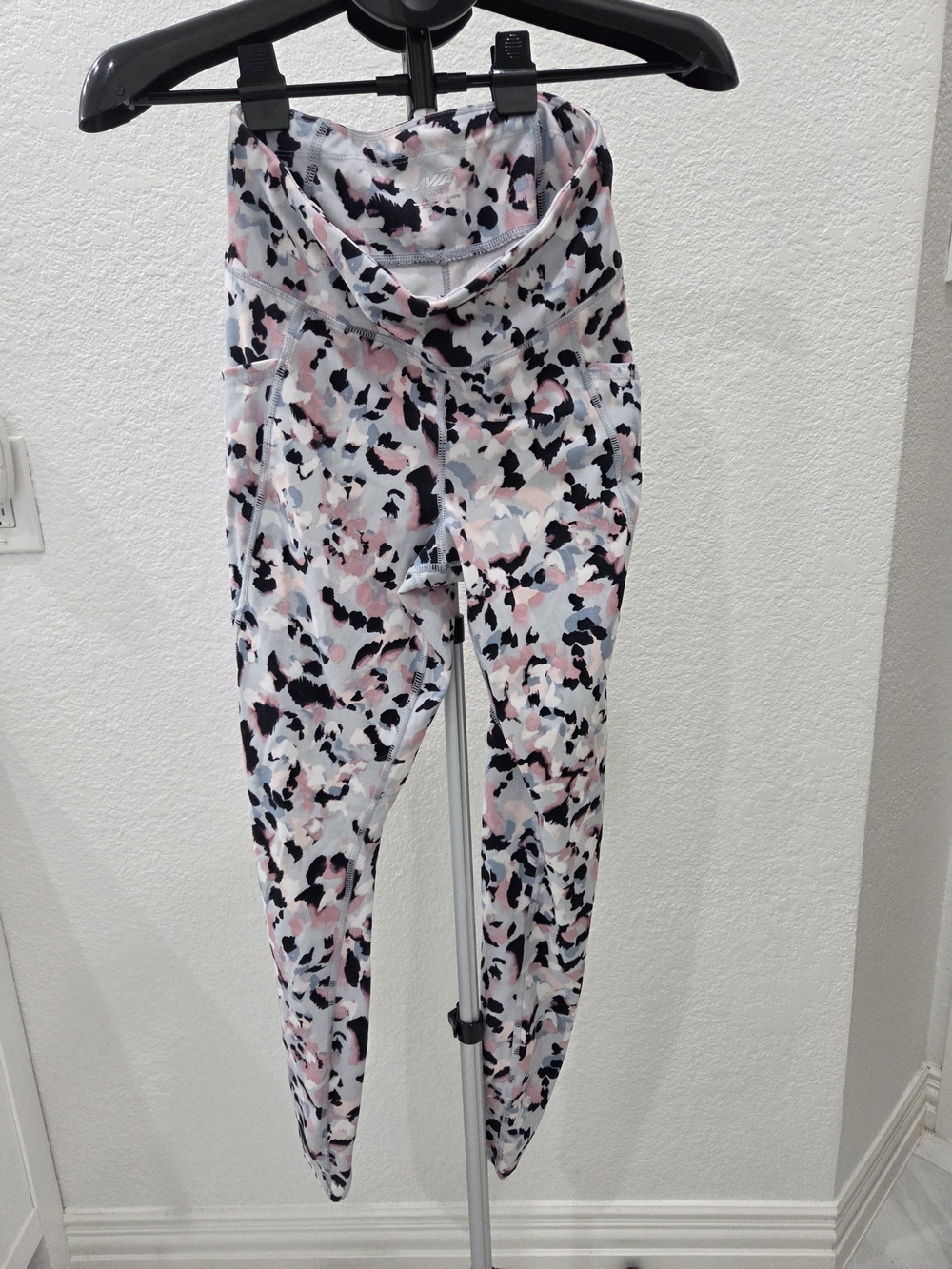Avia Pink Camo Print High-Rise Leggings